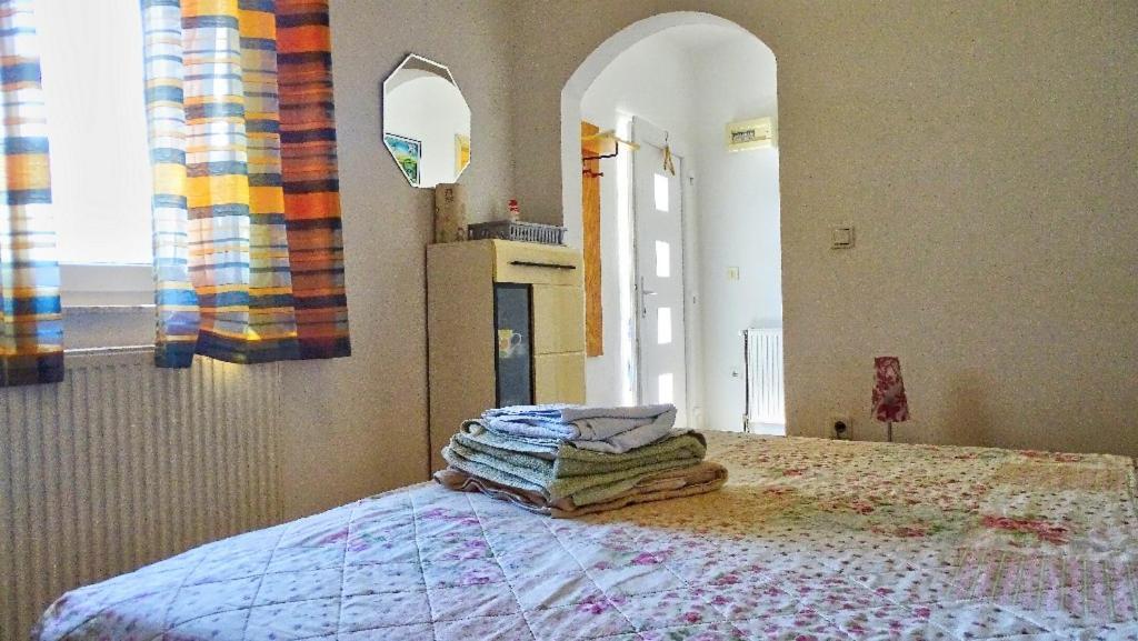 Studio Apartman I Mali Apartman Vir Kültér fotó