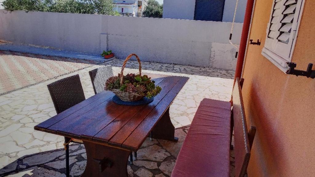 Studio Apartman I Mali Apartman Vir Kültér fotó